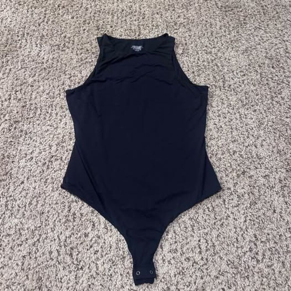 Skims black bodysuit
